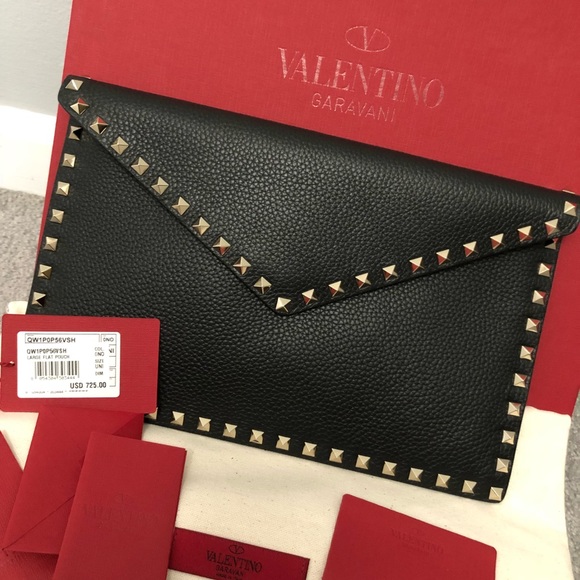 Valentino large rockstud leather pouch - Picture 2 of 6